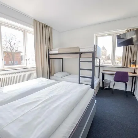 Copenhagen Go Hotel 2*