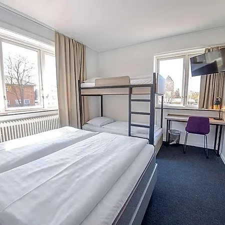 Copenhagen Go Hotel 2*